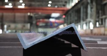包鋼股份引領(lǐng)創(chuàng)新:稀土熱軋350乙字鋼助力鐵路棚車再升級 稀土熱軋350乙字鋼圖片(來源:包鋼股份)